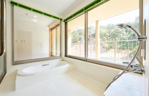 Shirahama Apartment | 白浜みんと