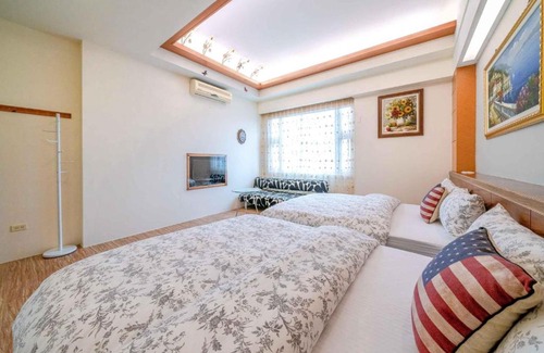 Hualien City Centre House | 站前9號民宿