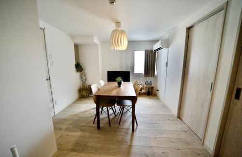 Naka Ward Apartment | 自由自在OSU 201(HANA)