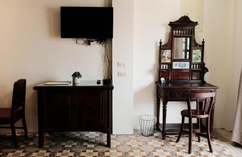 Lukang House | 莊同益民宿 Zhuang Tongyi Homestay