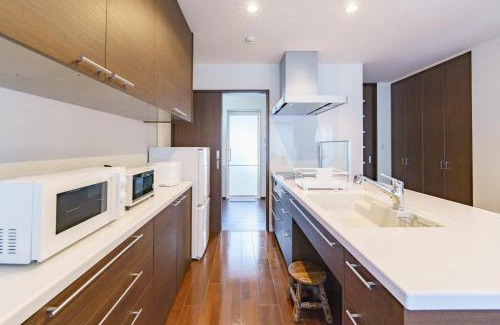 Toyohashi Apartment | 豊橋民泊最大7名様駐車場1台無料