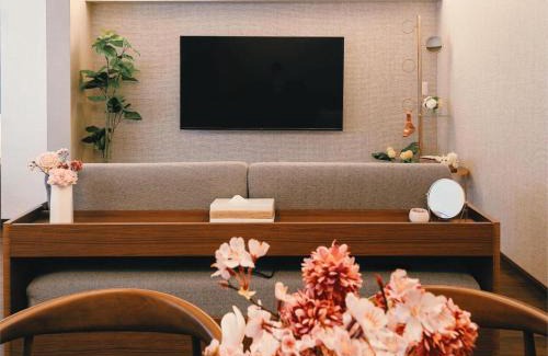 Chuo Apartment | 都心罕见 秋叶原东京站KBoa 超级奢华双卧套房带厨房 地铁3分钟 戴森POLA顶级配置 秋叶原步行可达 东京站4分钟