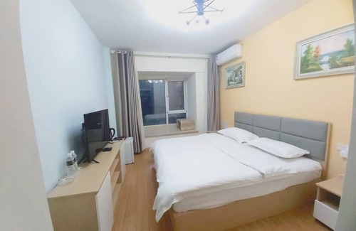 Chengyang Apartment | 青春球场,世纪公园,青岛国家广告产业园丰富美食