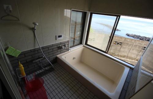 Oshima Apartment | 香や野 kayano 海と富士山を一望できる1棟貸し宿 岡田港まで徒歩5分