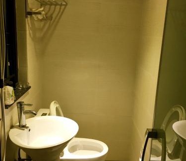 Mong Kok House | 香港金門賓館 KamMun Guest House