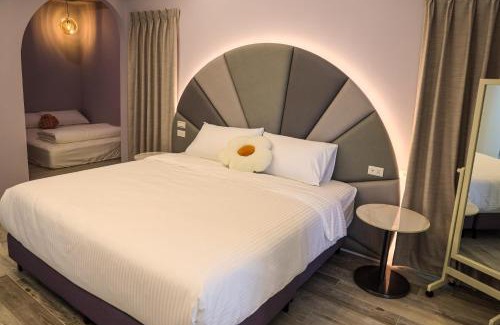 Dongshan Bed & Breakfast | 鴝花甜點民宿 QuHua Sweety B&B