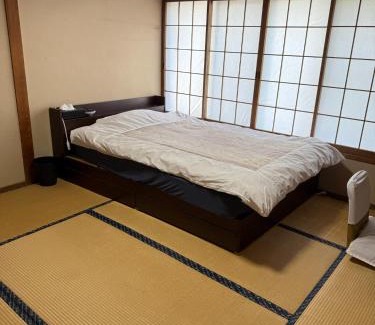 Matsuura Hotel | 鶴屋旅館