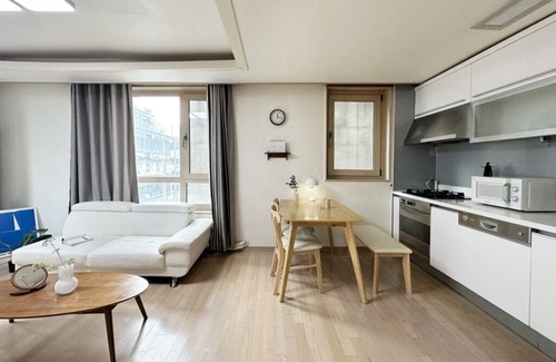 COEX Apartment | 강남 대치동 3베드룸 2욕실 고급 풀옵션 아파트