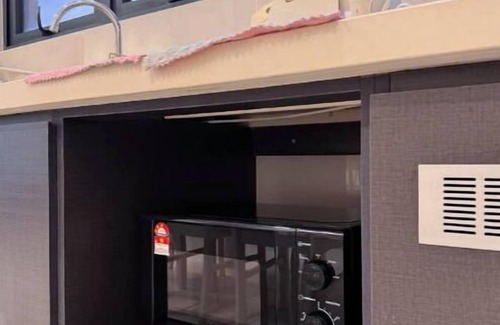 Central District Apartment | 0%TAX Modern Design Sea & Cityview 2CarPark 6-11px