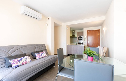 Empuriabrava Apartment | 0063-MIMOSES Modern apartment close to the beach
