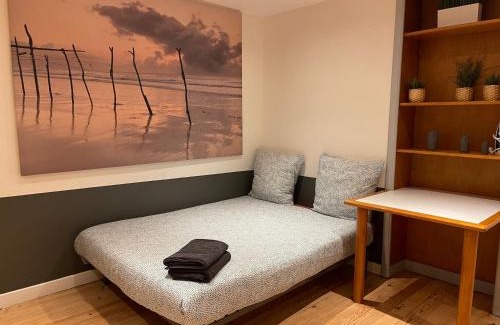 Cret de Roc Apartment | 018 CHIC & COSY F1 41m2 HYPERCENTRE WIFI SMART TV NETFLIX