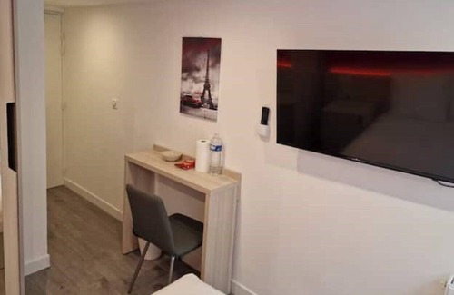 Charenton-le-Pont Apartment | 03.Studio#Charenton#Loft#HomeCinema#fitness