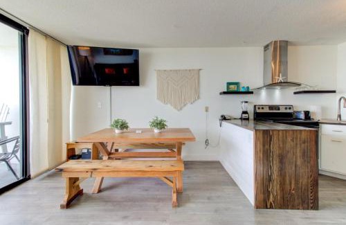 Wilmington Beach Apartment | 0311 Seaside Retreat by Atlantic Towers