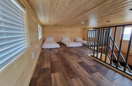 Valle House | 037 Tiny Home nr Grand Canyon South Rim Sleeps 8