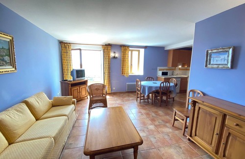 Brunet Apartment | 04B7 : Beautiful T3 in the heart of lavender - pool