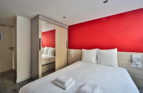Charenton-le-Pont Apartment | 05.Chambre double#CoLiving#Loft#HomeCinema#fitness