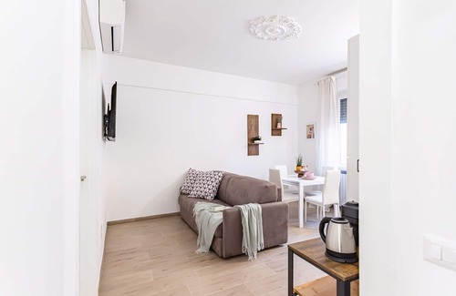 Pavia Apartment | 0648PV - Athena Home