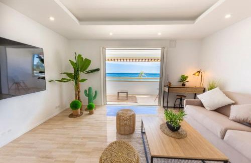Saint-Laurent-du-Var Apartment | 06K1 - Front of the sea-renovated-terraceparking