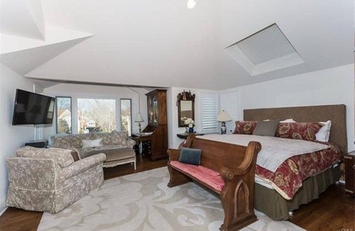 Westport House | 1/2 block to Compo Beach on Long Island Sound!