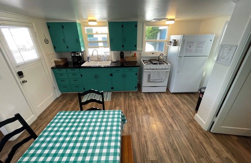 Morro Bay Cottage | 1/2 Block to the Embarcadero with Private Backyard