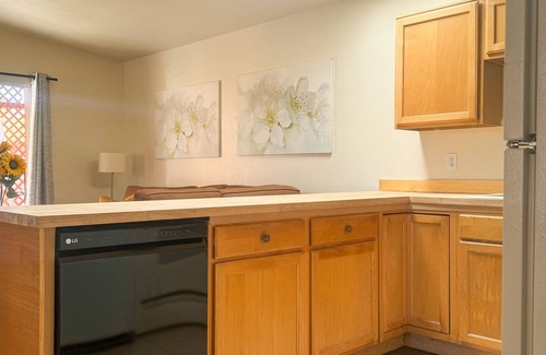 Oro Valley House | 1,200 sq. ft. Private Casita