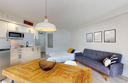 Beaupre Condo | 1-204 : Superior Studio - 2 people