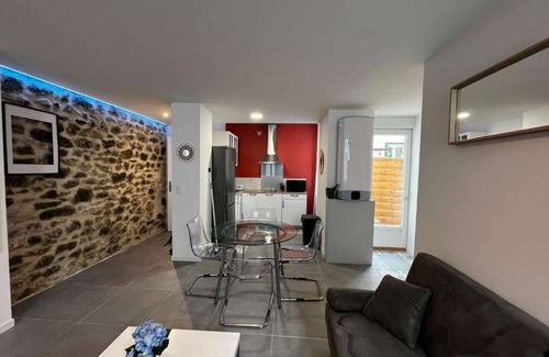 Lourdes Apartment | 1-3 Getaway in large charming T2 with terrace