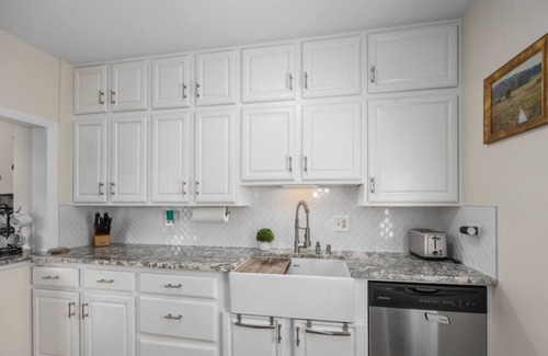 Lakeside House | 1.5 miles to Pere Marquette beach, Kayak, wood