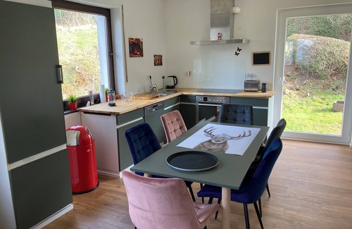 Spangenberg Apartment | 1 - 5 room vacation apartment and guest room 0152-07529212
