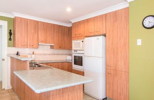 Tuncurry Apartment | 1 54 Parkes Street