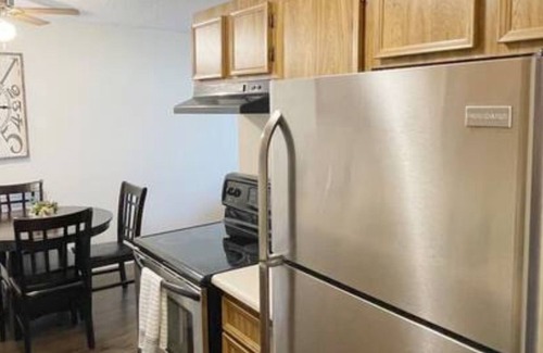 Jasper Place Condo | 1 Bdm Furnished West Edmonton Close to Acheson