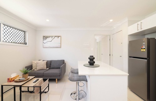 Rocklea Apartment | 1 Bdr Apt! GST Credits! Undercover Parking! 516F1