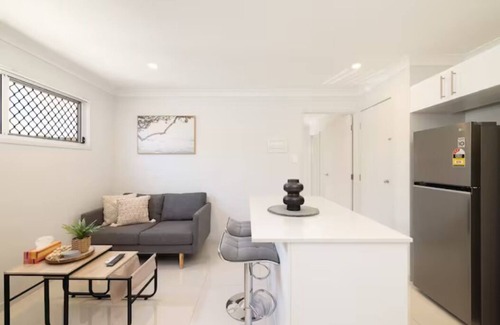 Rocklea Apartment | 1 Bdr Apt! GST Credits! Undercover Parking! 531AF1