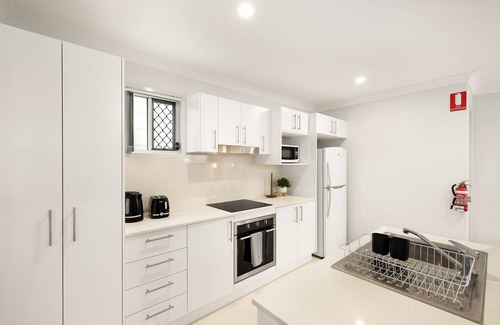 Rocklea Apartment | 1 Bdr Apt! GST Credits! Kitchen! Parking! 314F1