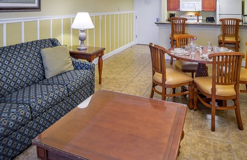 Bostroms Condo | 1 BDRM~ COVE ON ORMOND BEACH~ GREAT VIEWS, INDOOR/OUTDOOR POOLS & MORE