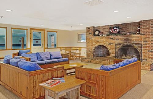 Sunday River Area Apartment | 1 Bed 1 Bath Vacation home in Newry