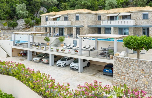 Katouna Apartment | 1-bed apartment in resort with Swimming Pool and Sea View. Breakfast included.