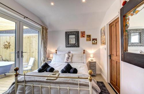 Totnes Cabin | 1 Bed in Totnes oc-bc1000