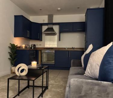 Woodthorpe Apartment | 1 Bed Luxury Apartment