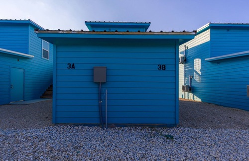 Canyon Lake House | 1 Bed | Private Waterfront Tiny Home on Canyon Lake | 3B, Private Waterfront Tiny Home on Canyon Lak