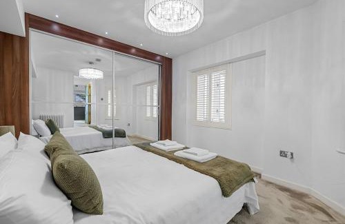 Plymouth Apartment | 1 Bed Stylish Central Apartment - Barbican Plymouth