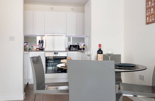 Wapping Apartment | 1 Bed - Tobacco Dock - Wapping