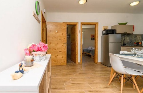 Miholascica Apartment | 1 bedroom accommodation in Miholascica