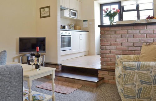 Compton Martin Cottage | 1 bedroom accommodation in Priddy, near Wells