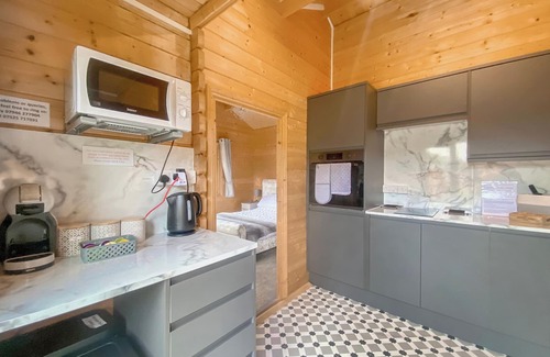 Hilperton Cottage | 1 bedroom accommodation in Trowbridge