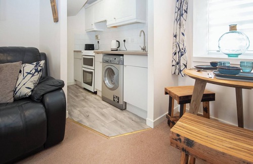 Inverness City Centre Cottage | 1 bedroom accommodation in Inverness