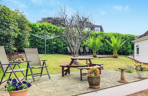 Paignton Cabin | 1 bedroom accommodation in Goodrington, near Paignton
