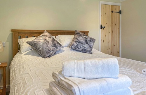Longnor Cottage | 1 bedroom accommodation in Warslow, near Buxton