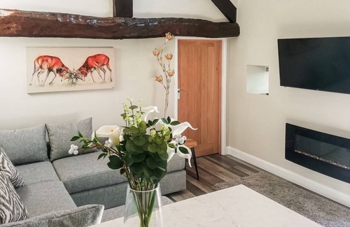 Birchover Cottage | 1 bedroom accommodation in Birchover, near Matlock