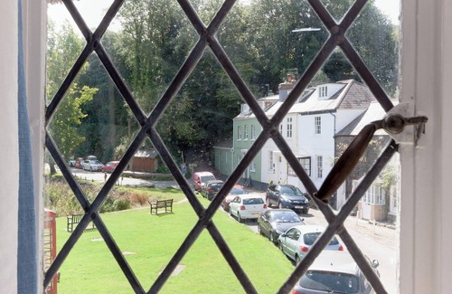 Salcombe Cottage | 1 bedroom accommodation in Batson